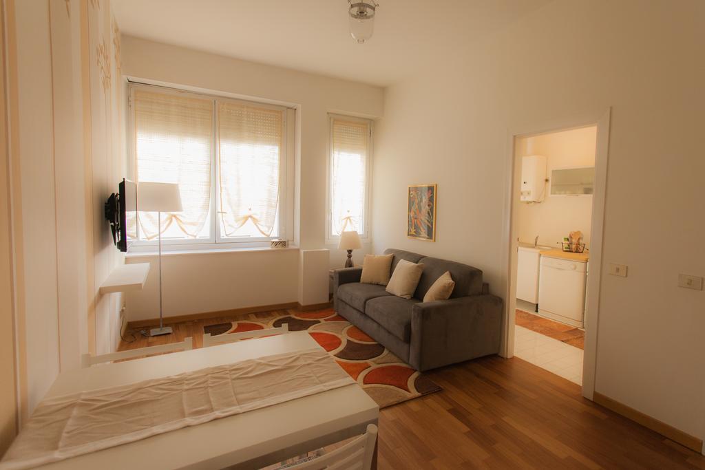 Apartments Sforza Milán Habitación foto